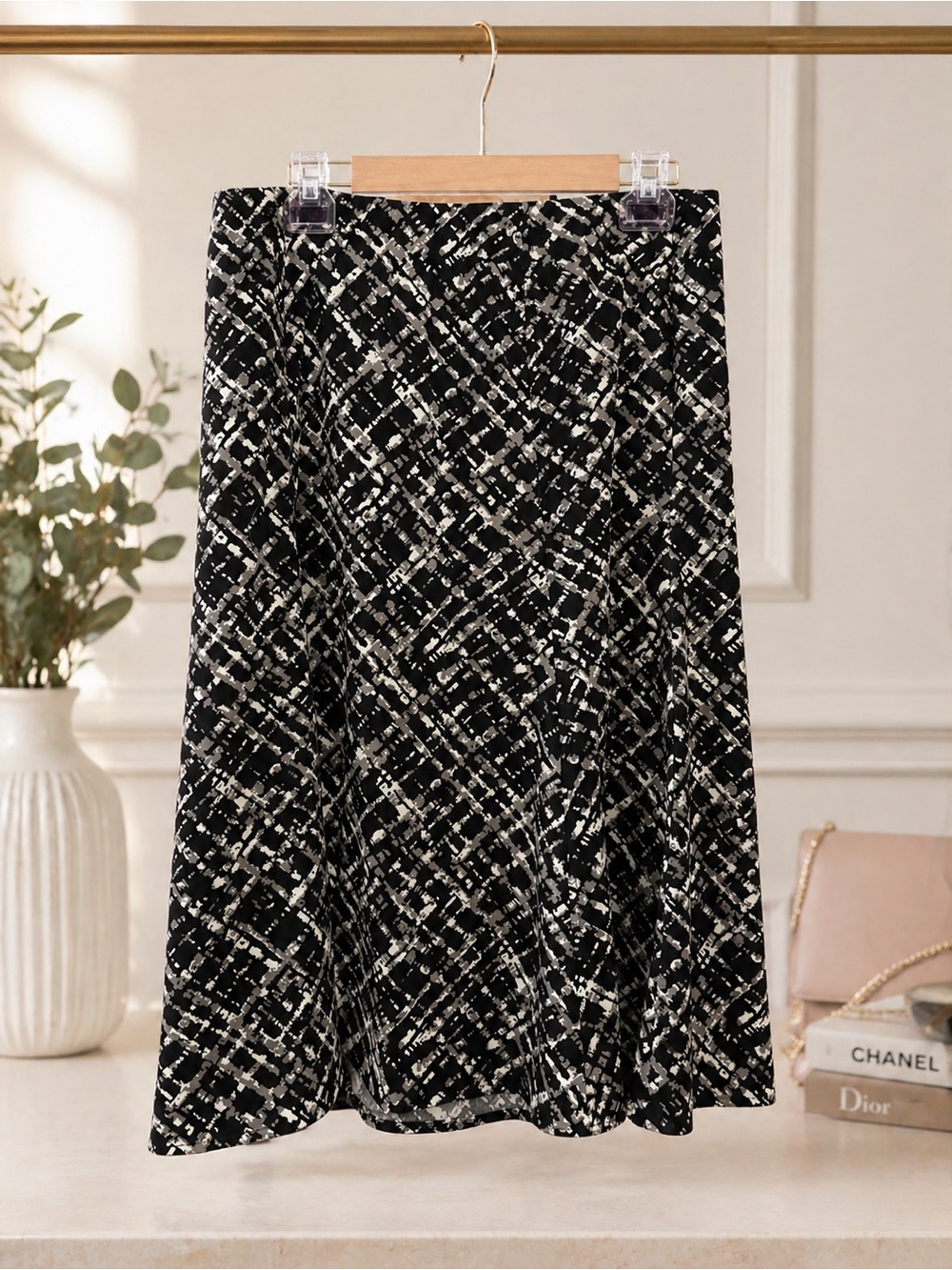 JM Collection Black White Abstract A-Line Skirt Size 10 Stretch